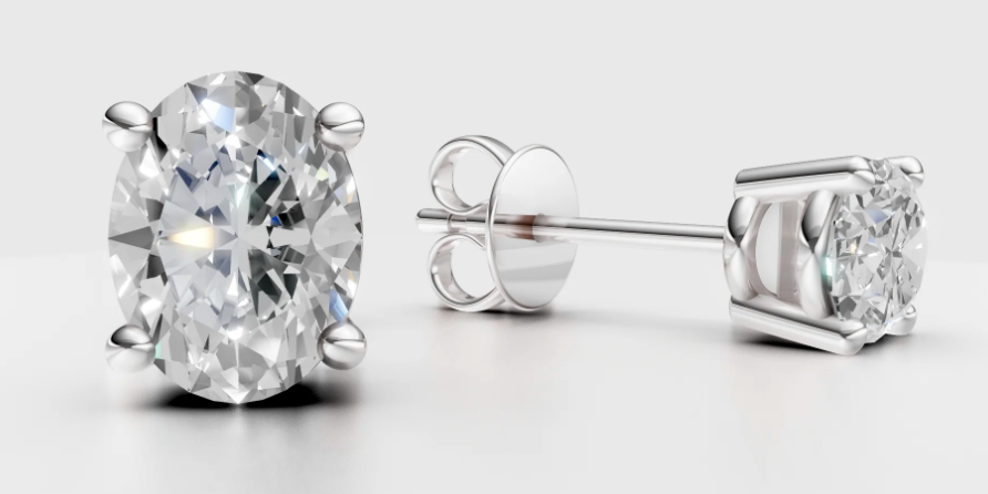 4 Prong Oval Studs